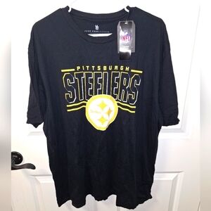 A Junk Food Clothing official NFL PittsburghSteelers jersey in a mens XXL. NWT